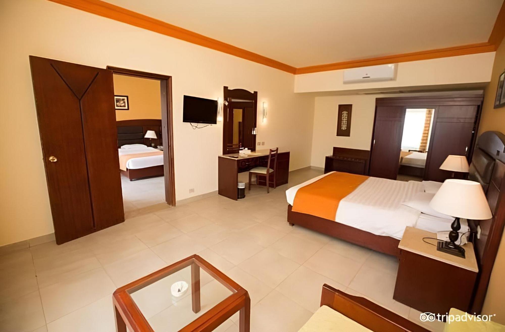 Sharm Holiday Resort Esterno foto