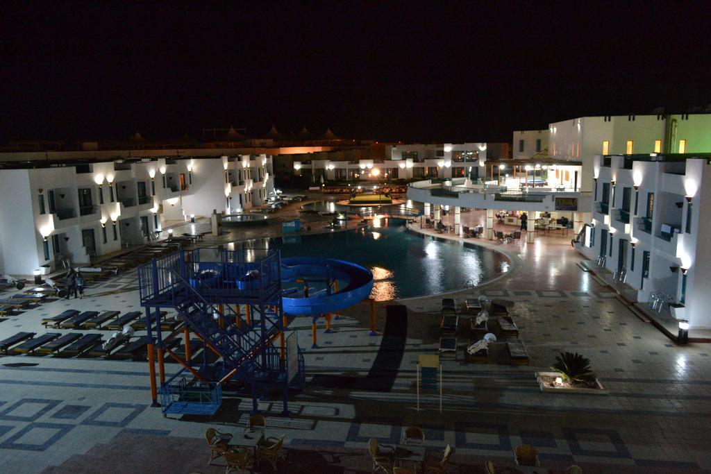 Sharm Holiday Resort Esterno foto