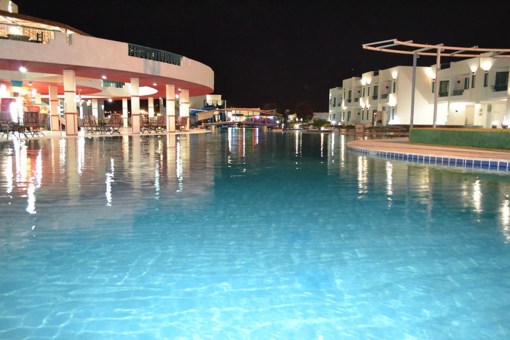 Sharm Holiday Resort Esterno foto